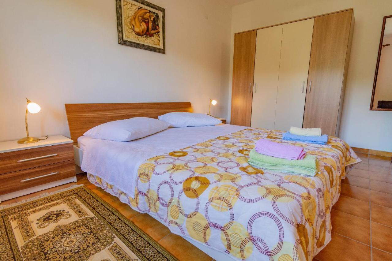 Apartment Dumicic 1 Mundanije Екстериор снимка