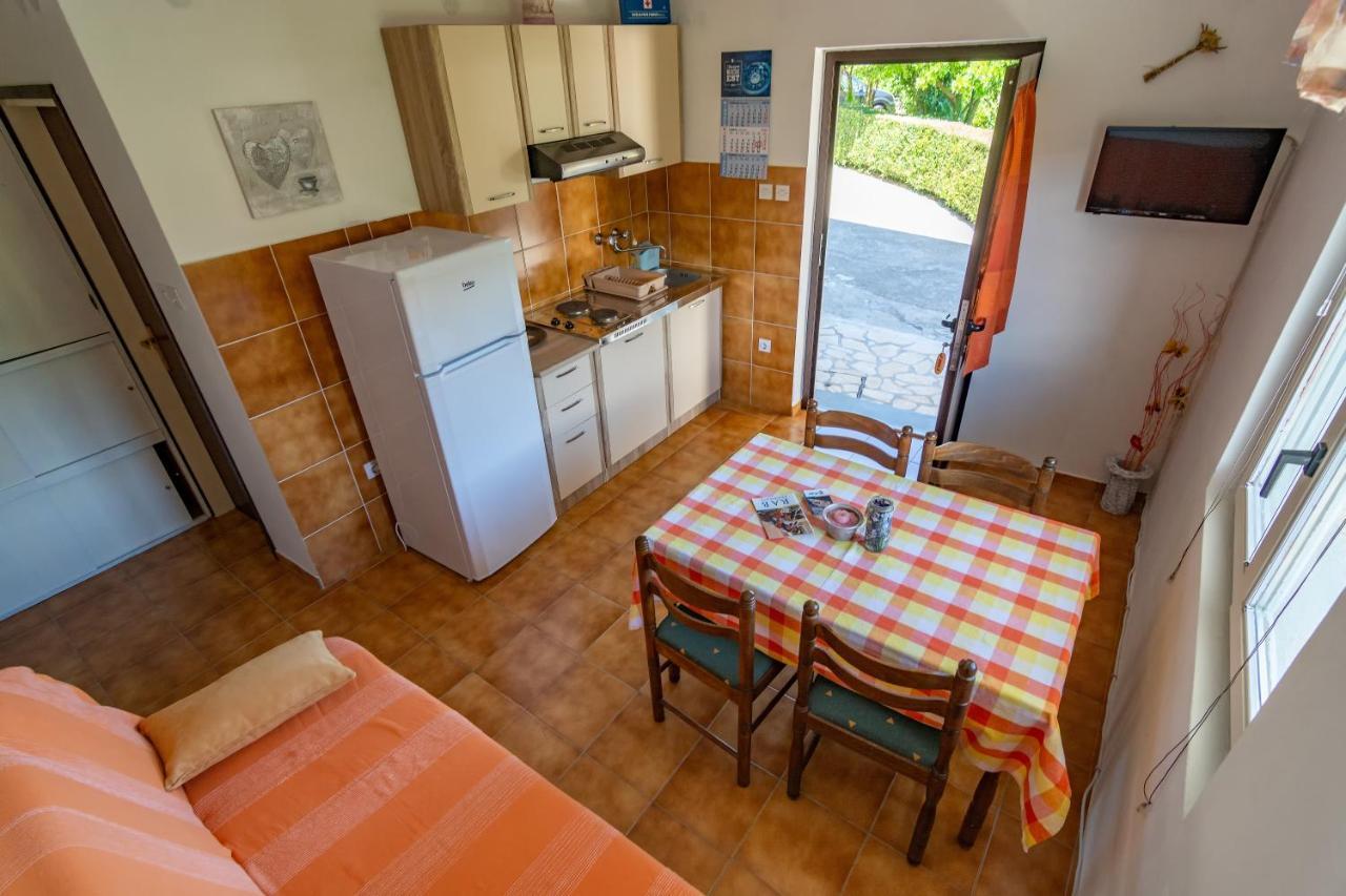 Apartment Dumicic 1 Mundanije Екстериор снимка